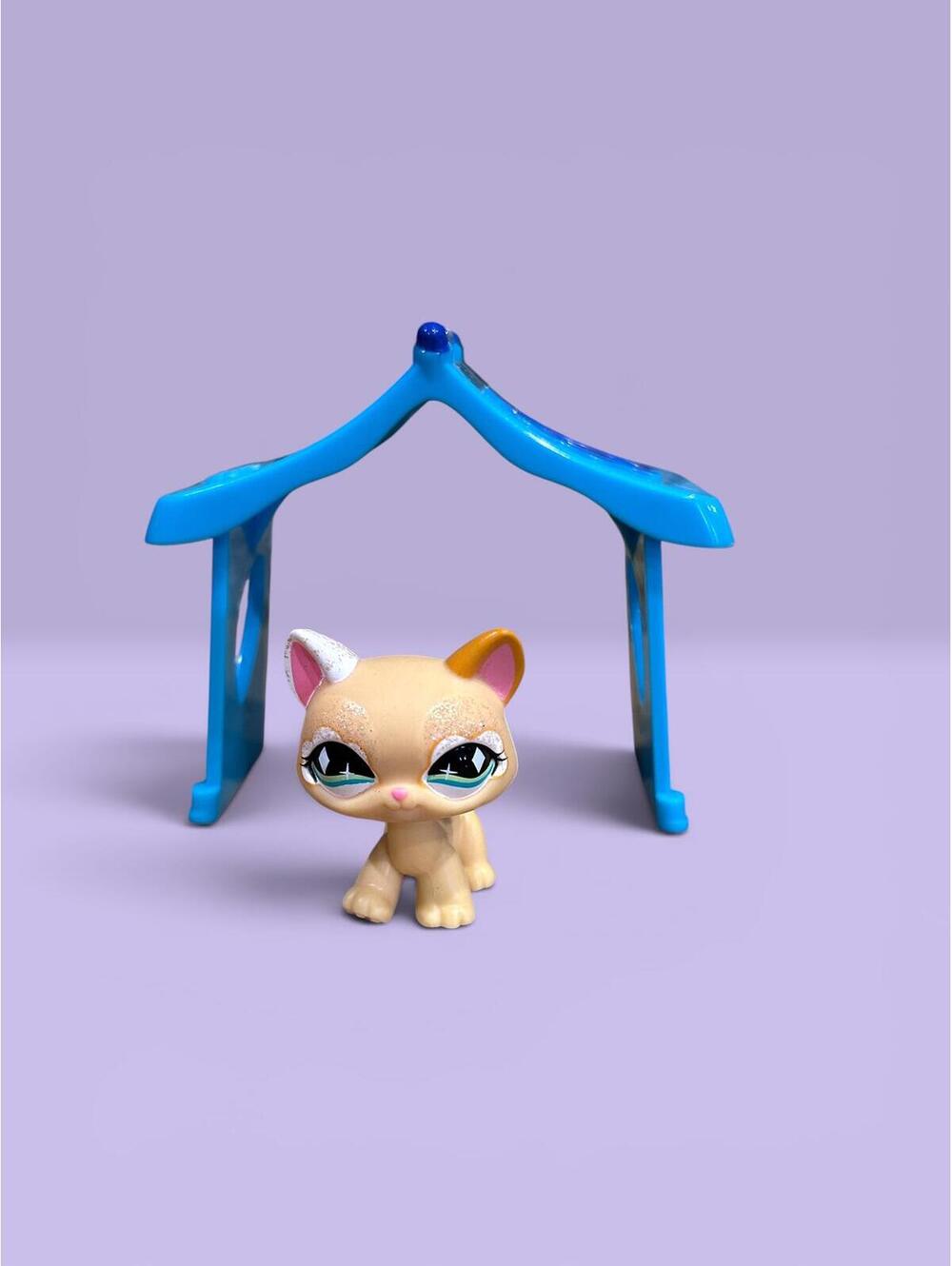 Littlest Pet Shop LPS Cat #626 Destiny Fanciest Sparkle Kitty with Accessory